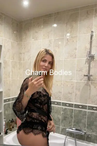 Alexa - Escort Girl 8éme Arrondissement de Élysée