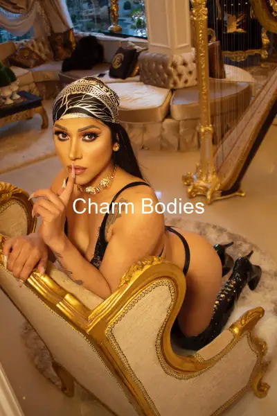 Rafaella ferrary - 6