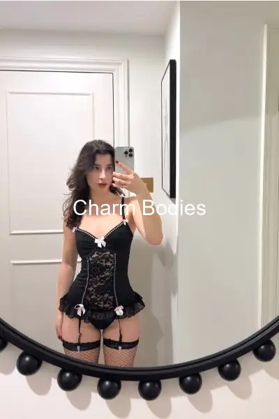 Veronika - Escorte Girl Vaucluse