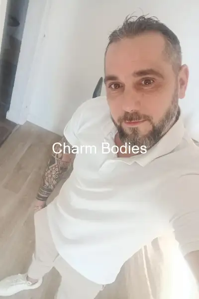 Alex76 - Escort Male Oissel