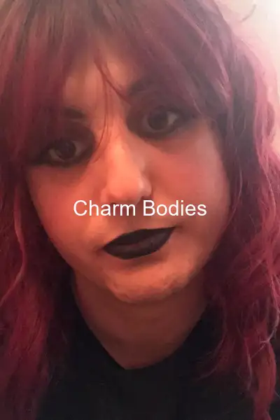 Zoey Femboy - Escort Trans Rennes