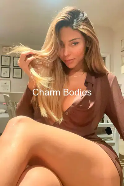 Lurina - Escorte Girl Lyon