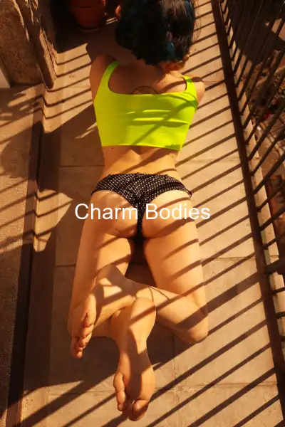 Lou Volta - Escort Mädchen Annonay