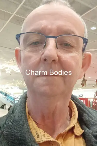 Parpallou - Escorte Male Lyon