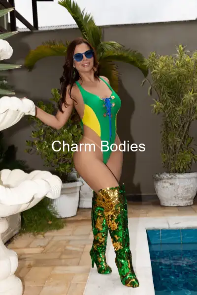 Viviane Brasil - 12