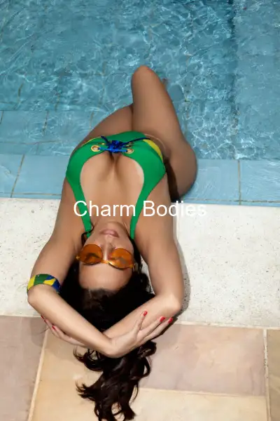 Viviane Brasil - 8