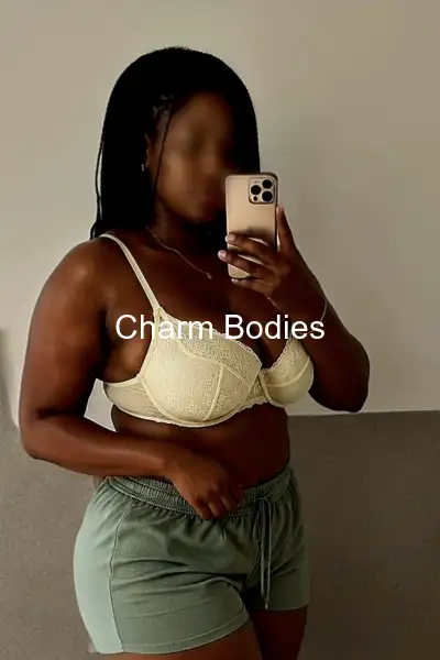 Ella - 3
