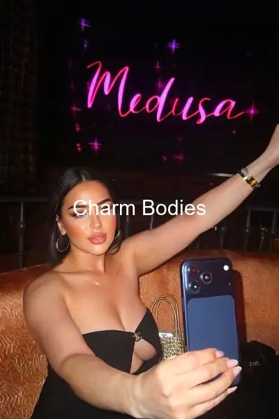 chloe - 7