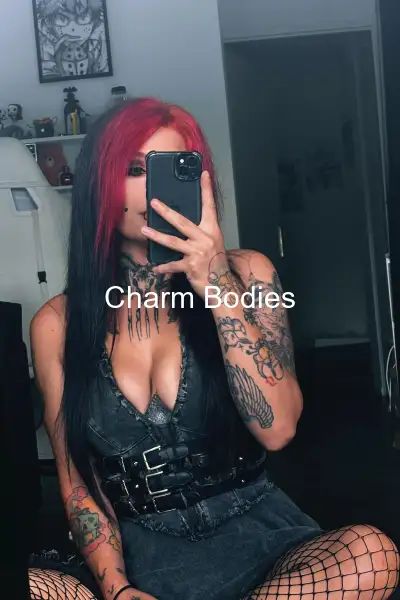 Shindera - Escort Girl Dax